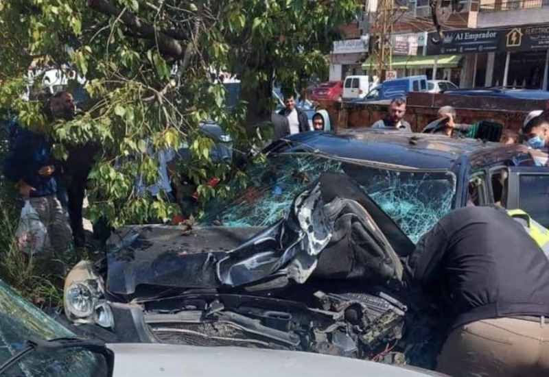 قتيل وجريحان بحادث سير في دير الزهراني