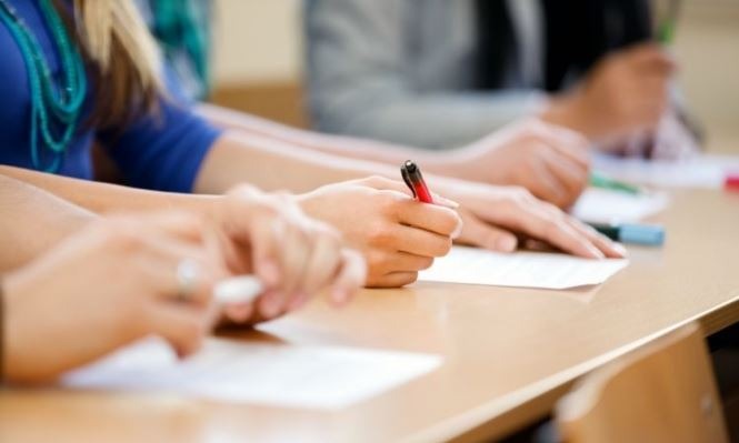 الحلبي: لا تأجيل أو إلغاء للامتحانات الرسمية ...