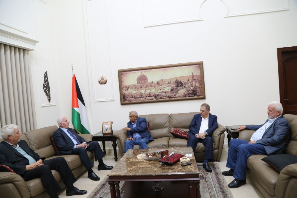 الأحمد يستعرض والنائب سعد الأوضاع في مخيم عين الحلوة
