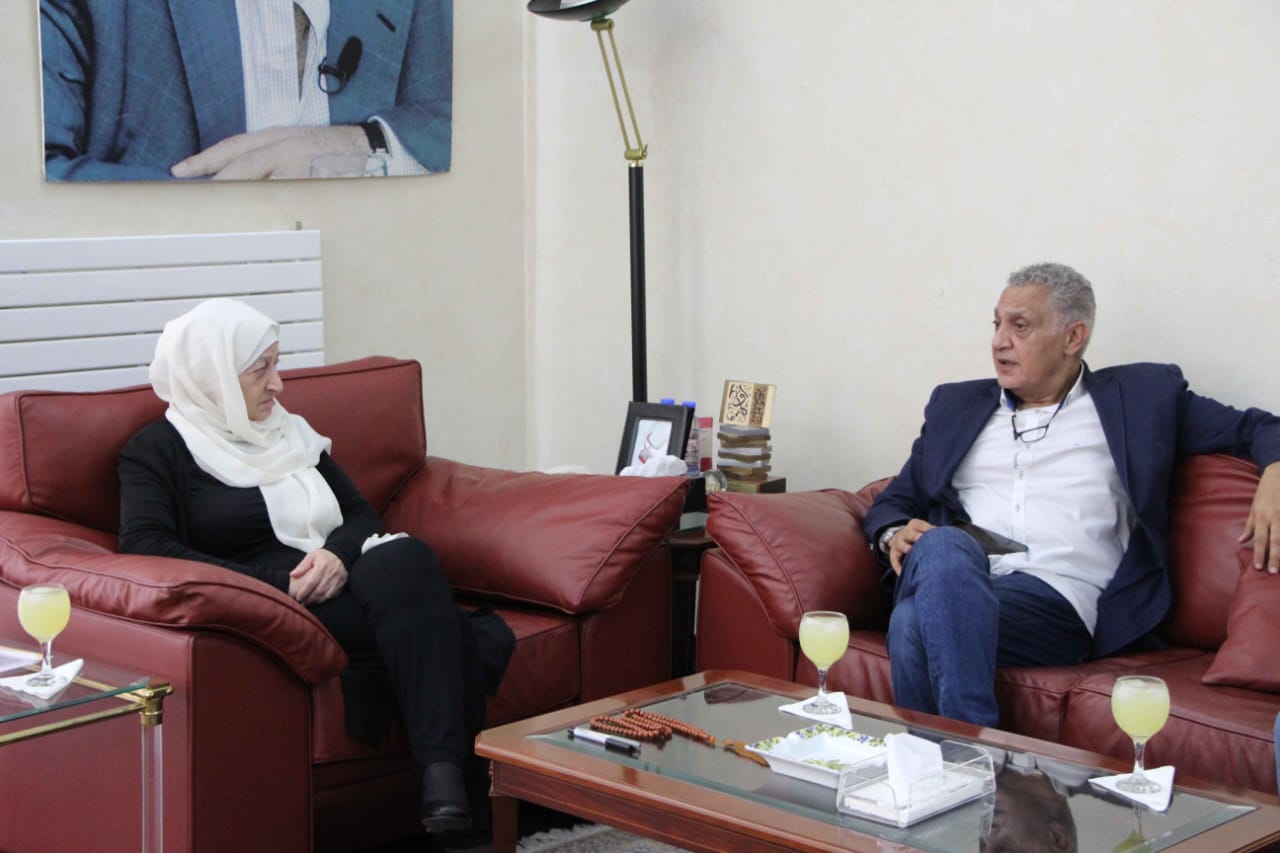 بهية الحريري تهنىء رئيس بلدية صيدا ونائبه