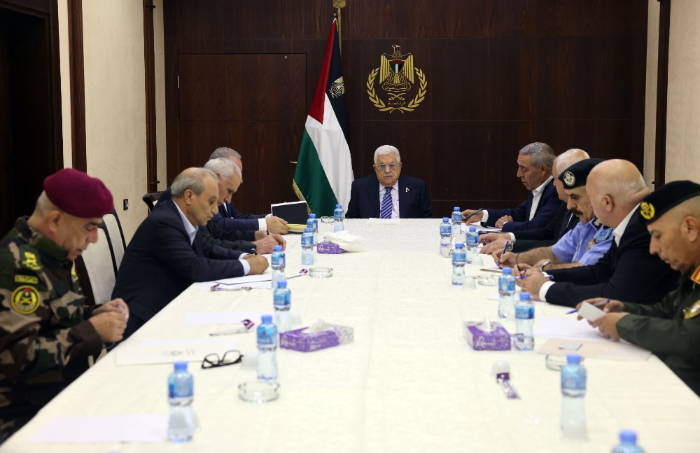 الرئيس عباس  يترأس اجتماعا لقادة الأجهزة الأمنية