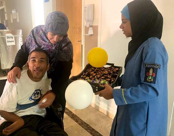 فوج صيدا في كشافة الإمام المهدي يزور الأطفال المرضى ويقدم الهدايا بمناسبة المولد النبوي الشريف