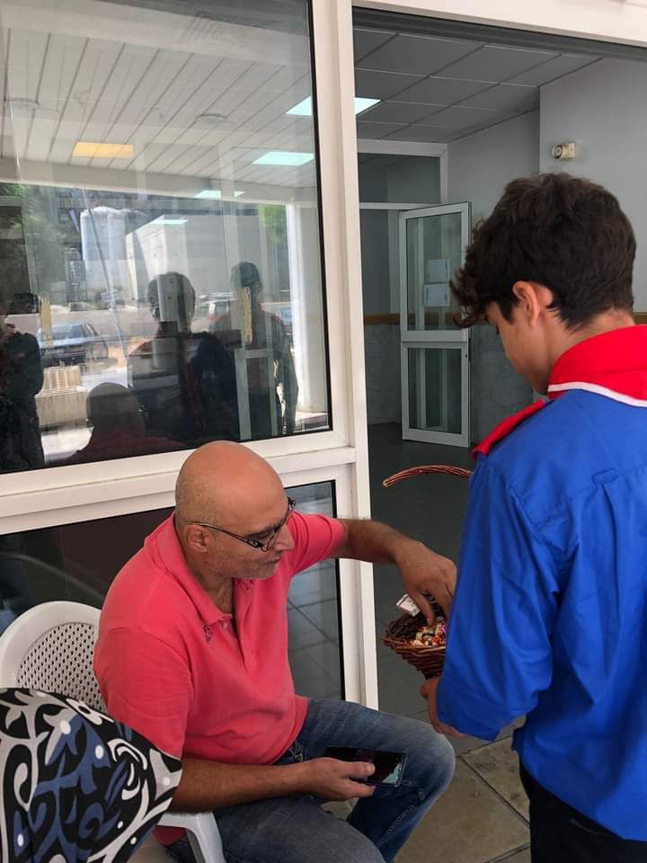 فوج صيدا في كشافة الإمام المهدي يزور الأطفال المرضى ويقدم الهدايا بمناسبة المولد النبوي الشريف
