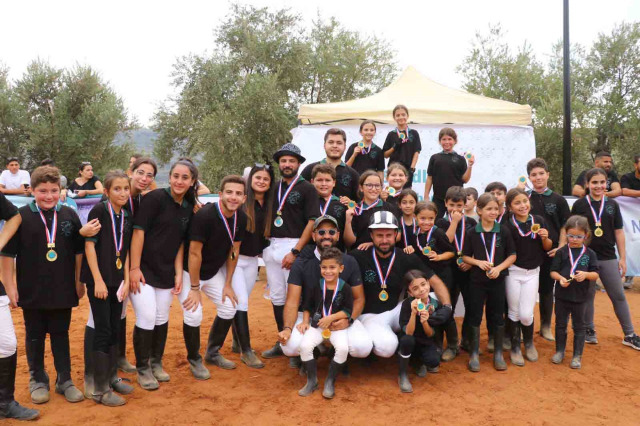 نادي "Horse Ville Clube" للفروسية نظّم أول بطولة ودّية من نوعها بقفز الحواجز في الجنوب على مرمح "صيدا كاونتري كلوب - القرية"