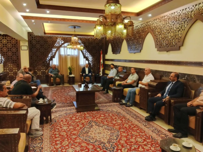 محافظ الجنوب عرض ورؤساء بلديات اتحاد صيدا الزهراني شؤوناً بلدية وبيئية