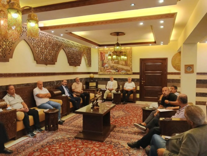 محافظ الجنوب عرض ورؤساء بلديات اتحاد صيدا الزهراني شؤوناً بلدية وبيئية