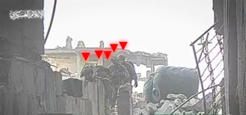 بالفيديو - لحظة تفجير منزل بقوة اسرائيلية في بيت حانون شمال غزة