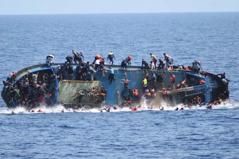 انطلقوا من لبنان ... إنقاذ 60 مهاجراً قبالة السواحل القبرصية