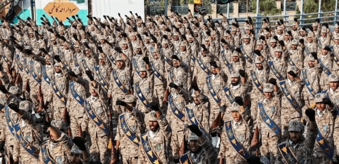 قلّص إنتشار كبار ضباطه في سوريا.. "الحرس الثوري" سيُدير عملياته عن بُعد بمساعدة "الحزب"