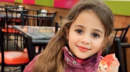 بالفيديو: والدة أمل الدر تدمي القلوب .. هذا ما قالته عن ابنتها!