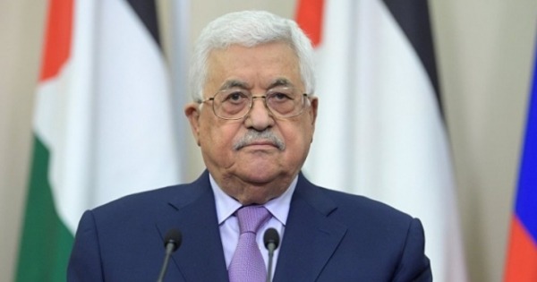 الرئيس عباس يبعث برسائل متطابقة إلى عدد من الرؤساء ورؤساء الوزراء والمنظمات والاتحادات