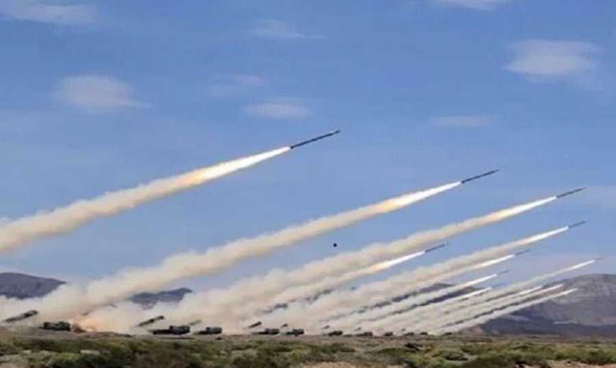 الجبهة الجنوبية تغلي .. 30 صاروخا من جنوب لبنان باتجاه  مواقع إسرائيلية