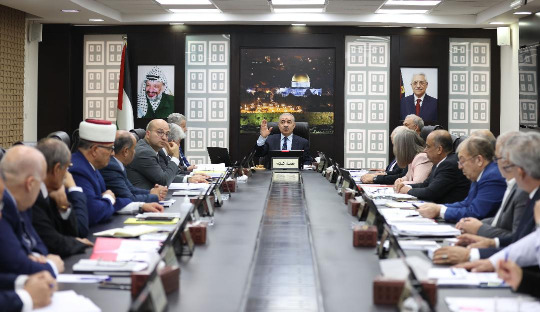 مجلس الوزراء الفلسطيني: لا نقبل أي وجود أجنبي مهما كانت جنسيته على أرض غزة
