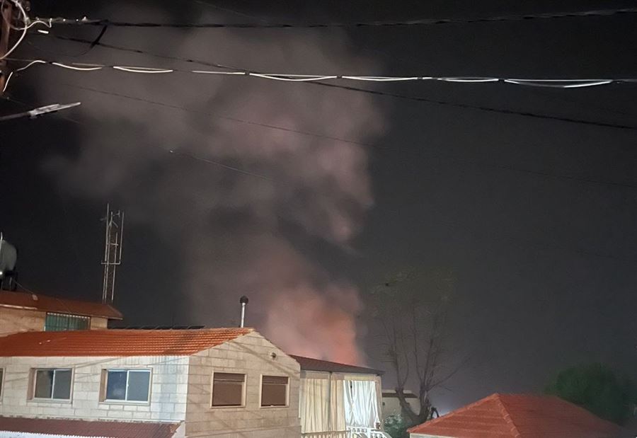بالفيديو - القصف الاسرائيلي يطال منزلا ومقهى في الجنوب ... وأنباء عن سقوط شهداء!