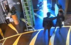 بالفيديو: وزيرٌ سابق يضرب زوجته حتى الموت