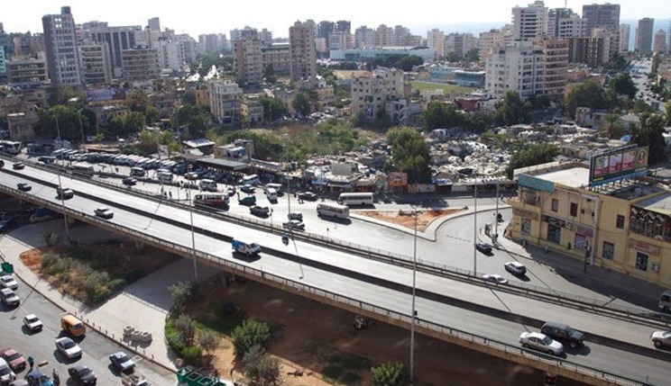 جثة هامدة تحت جسر الكولا...