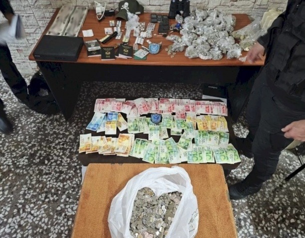 القبض على متسول يدير شبكة متسولين!