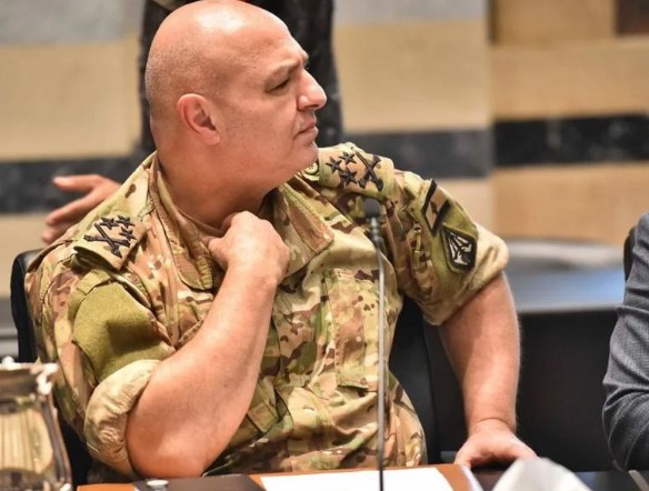 قائد الجيش في قطر للبحث في حاجات المؤسسة العسكرية وسبل دعمها