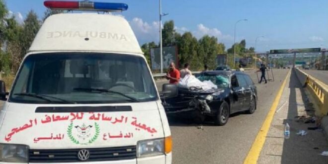 جريح بحادث سير على أوتوستراد صيدا - صور