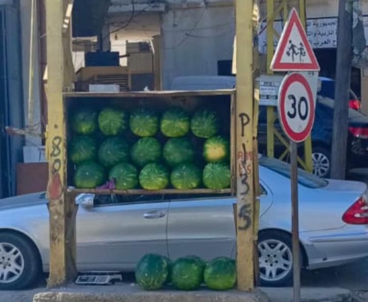 مشهد "غريب عجيب"!