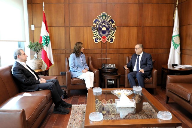 اللواء البيسري يبحث ملف النازحين السوريين