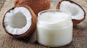زيت جوز الهند يساعد النساء على خسارة الوزن؟