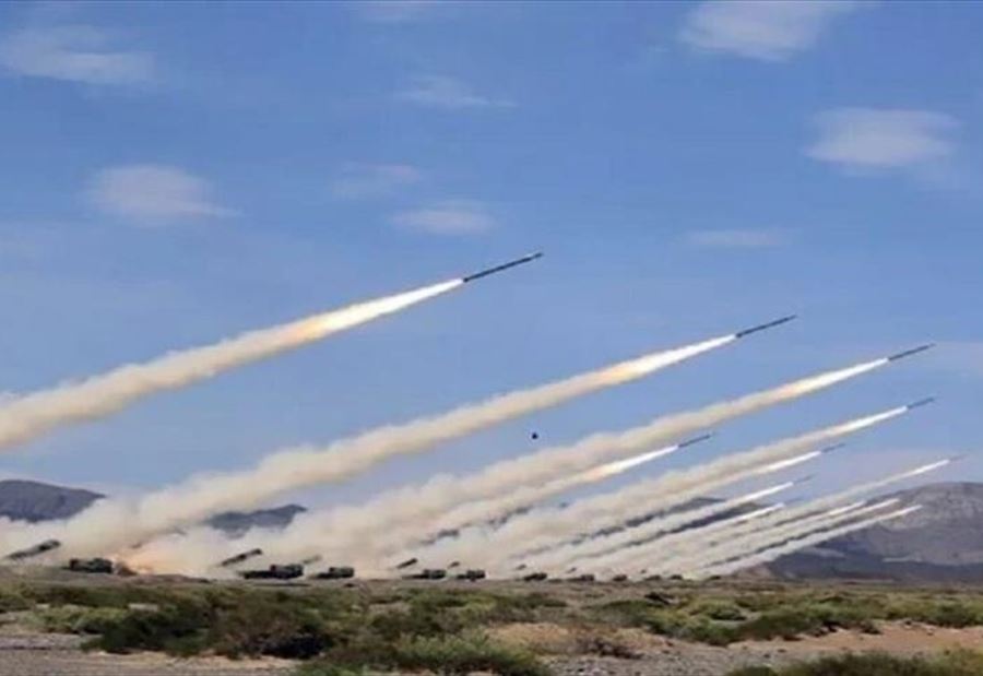 بمئة صاروخ... ردّ أولي لـ"الحزب" على اغتيال أبو نعمة