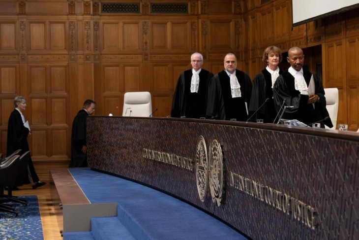 هل تفعلها "محكمة العدل الدولية" وتطرد الاحتلال من الضفة الغربية؟