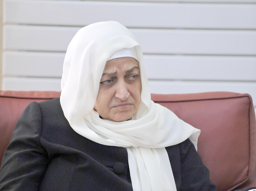 بهية الحريري قدمت التعازي بوفاة الريس "أبو عجاج" في روم ووالدة المطران نصار في صربا