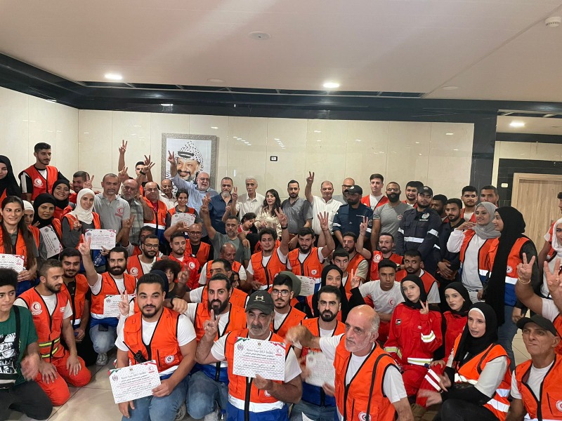 تكريم متطوعي "الهلال الوطني اللبناني" بدورات "وحدة الإسعاف والطوارئ" و"أفواج الإطفاء الفلسطينية" في صيدا
