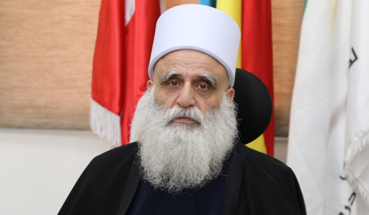 شيخ العقل يدين الاعتداءات الإسرائيلية على الضاحية والجنوب