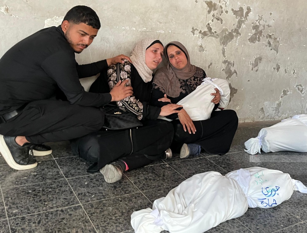مجزرة جديدة: 19 شهيدا في قصف الاحتلال عيادة للأونروا تؤوي نازحين شمال قطاع غزة