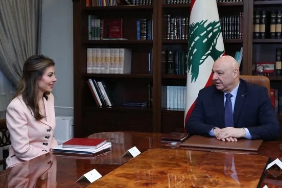 بالصور: ساعة وثلث من الإجتماع بين الرئيس عون واورتاغوس
