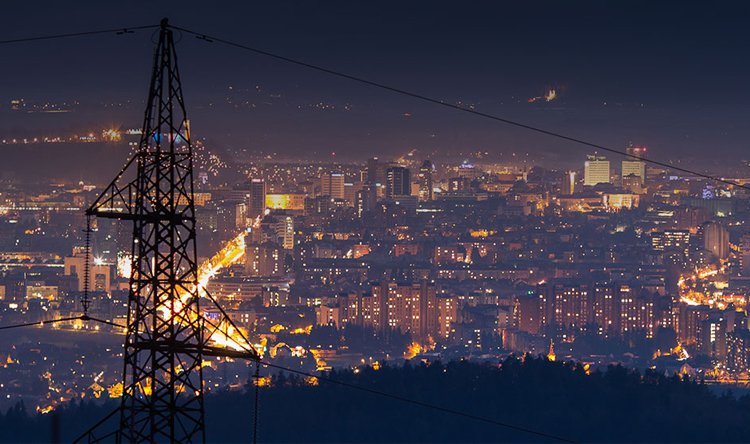 لا كهرباء في كل لبنان... والسّبب؟