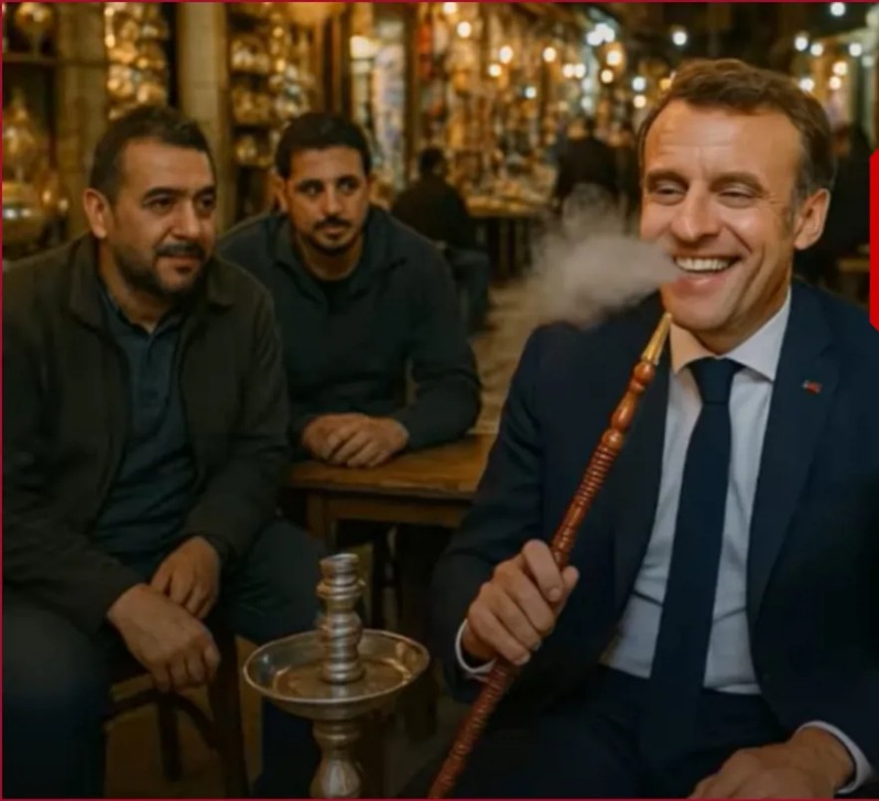 من قصر الإليزيه إلى القاهرة.. ماكرون في مقهى شعبي يدخن "الشيشة"