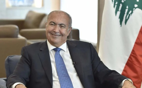النائب مخزومي ينتقد مواقف الحزب ويطالب بتسليم السلاح للجيش