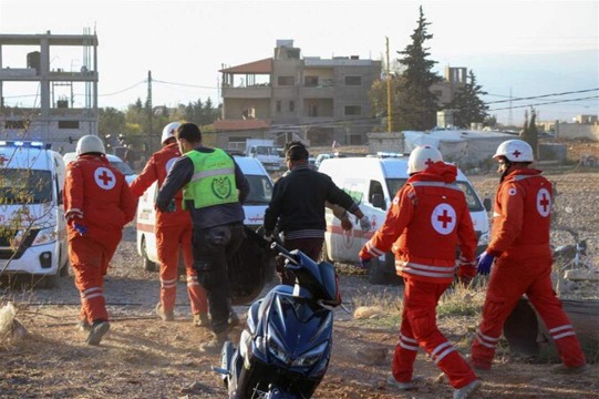 انتشال أشلاء شهيدين في محيط راشيا الفخار