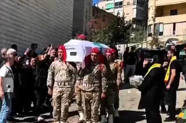 مراسم تكريمية ووداعية لشهداء الجيش في تول - النبطية