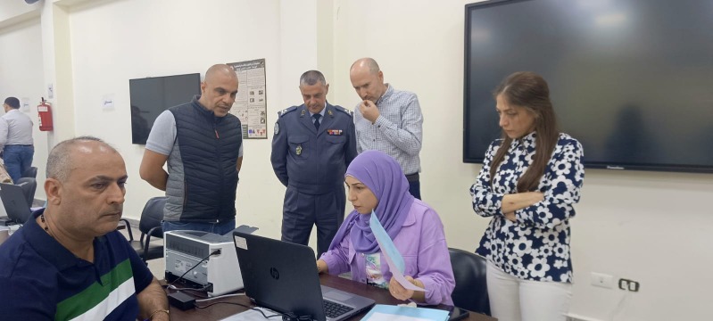 محافظ الجنوب يتفقد اليوم الأول لاستقبال طلبات الترشيح للانتخابات البلدية في سرايا صيدا