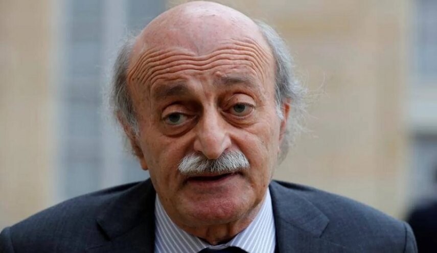 جنبلاط يدين الغارات الإسرائيلية على سوريا ويدعو لدعم سيادتها!