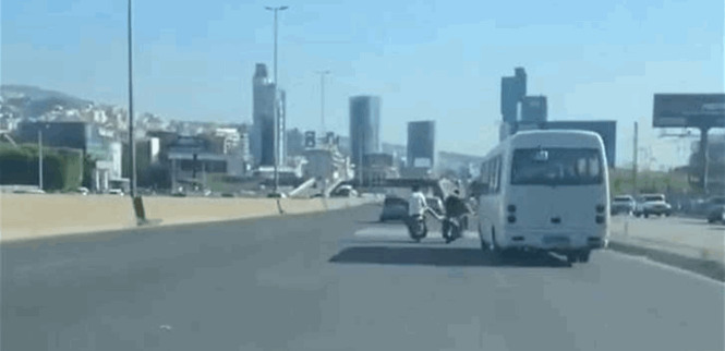 بالفيديو - محاولة قتل مروعة على أوتوستراد الضبية!