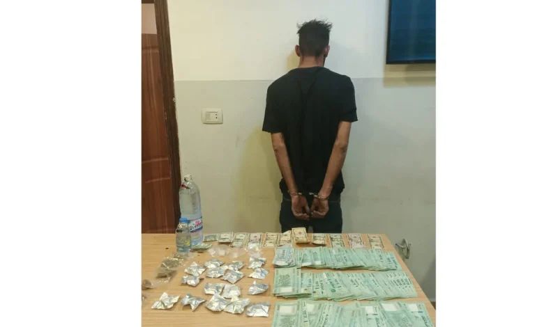 ينشط بتجارة وترويج المخدرات في صيدا… وقوى الأمن بالمرصاد
