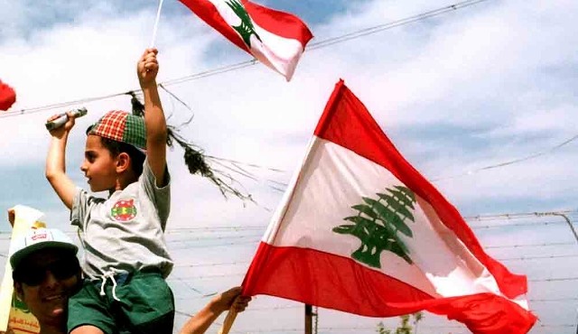 في عيد المقاومة والتحرير.. العاملون في المستشفيات الحكومية يجددون العهد بالنضال والصمود