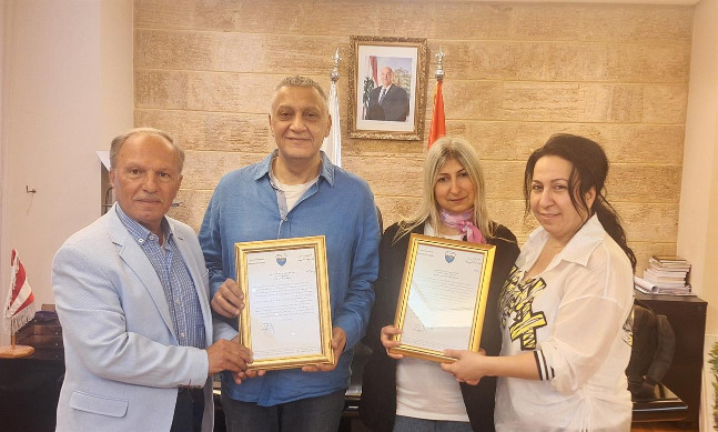 شهادتا شكر وتنويه من رئاسة بلدية صيدا لمدير مكتبها الإعلامي غسان الزعتري ومديرة موقعها الإلكتروني رئيفة الملاح