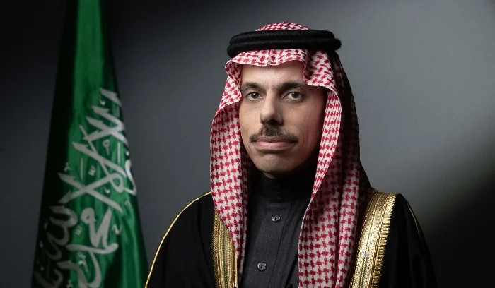 لأوّل مرّة منذ عام 1967.. وزير الخارجية السعودي يزور الضفة الغربية!