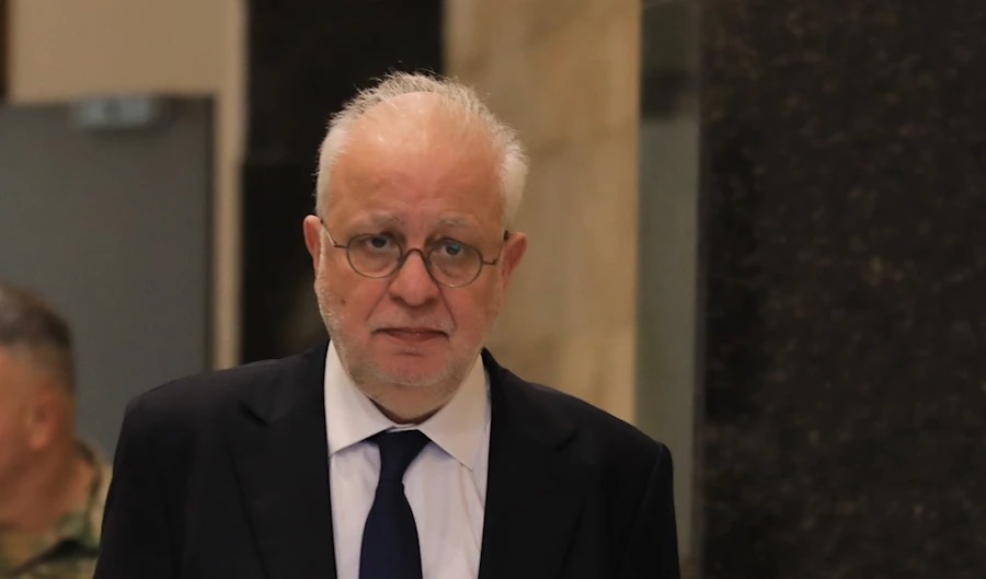 لا سبب لاستمرار وجود سلاح "الحزب".. مواقف جديدة لوزير العدل!