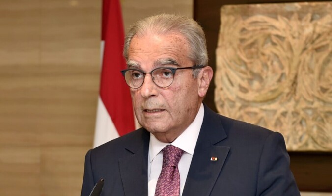 الخازن ينصح الرئيس عون بمقاطعة الحكومة والتنسيق مع الرئيس بري