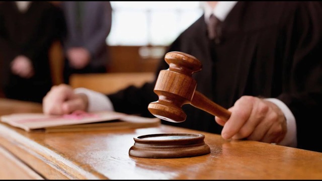 استئناف العمل في المحاكم والدوائر القضائية اعتبارًا من هذا التاريخ