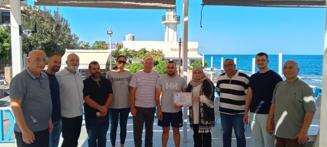 لجنة الصحة في بلدية صور تمنح  عددا من المطاعم في مدينة صور شهادات تنويه لاستيفائهم شروط السلامة والنظافة والصحة الغذائية