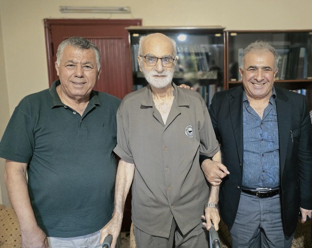السفير الأسعد يزور شناعة في مخيم الرشيدية منوهاً بدوره التاريخي